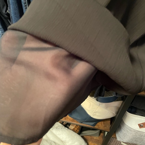 Chiffon halter tank - Picture 3 of 4